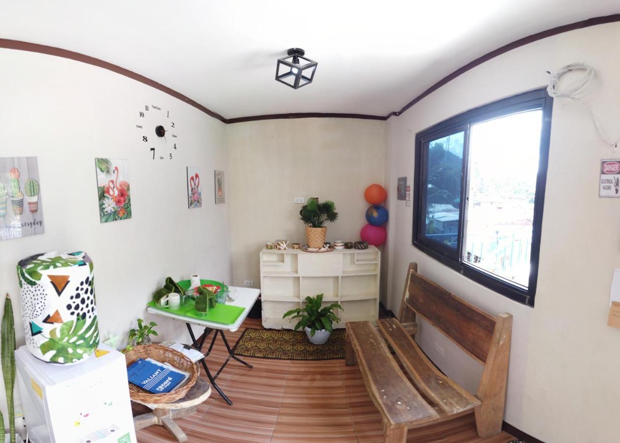 Marbeth Inn Coron Exterior photo